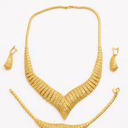 18K Gold Necklace, Earring & Bracelet Set